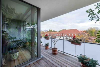 2-Zimmer-Etagenwohnung mit großem Balkon, direkt am Schloßpark
