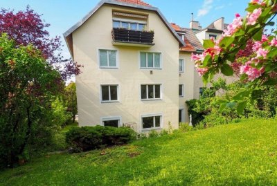 TOP AUFGETEILTE 4-ZIMMERWOHNUNG IM EG - SANIERUNGSBEDÜRFTIG