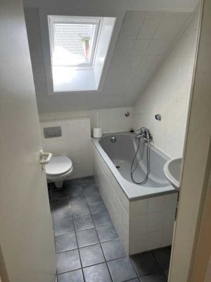 Frisch renovierte 3-Zimmerwohnung mit Balkon in Berenbostel