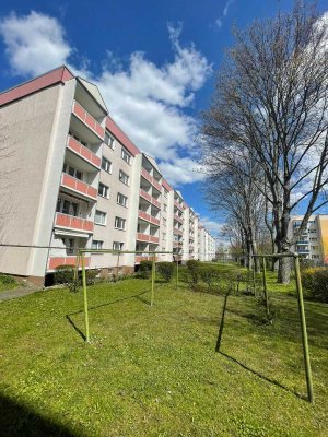 Vermiete 3-Raum-Wohnung in Halberstadt im 2. OG mit Balkon