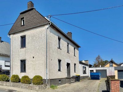 großes Grundstück und fast fertig renoviert