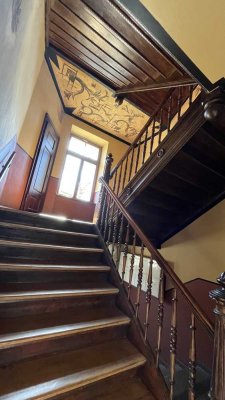 Komplett saniertes Mehrfamilienhaus mit wunderschönen Malereien