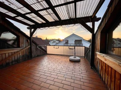 Einzigartige 3-Zimmer-Dachgeschosswohnung mit sonniger Terrasse in Toplage Bodenheims!!