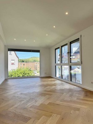 Helle 3,5 Zimmer inkl. Gartenanteil