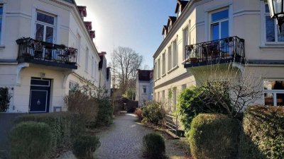 Wohnen am Jenischpark mit kleinem Garten