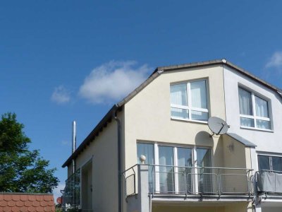 Top Lage "An den Eichen": Schöne Maisonette mit Wintergarten