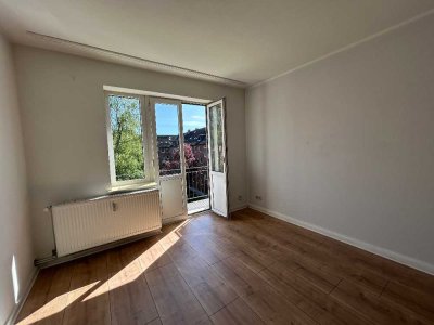 helle 2,5 Zimmer in Barmbek