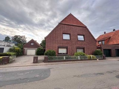 Freistehendes Einfamilienhaus mit zusätzlichem Baugrundstück