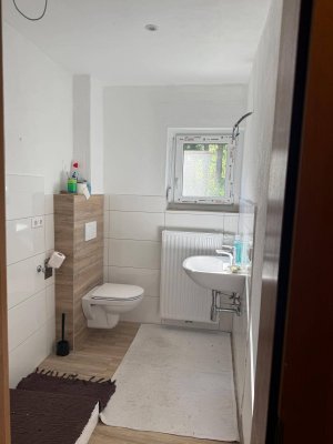 Einfamilienhaus mit Forellenteich