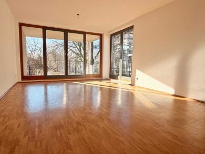 Wunderschöne Familienwohnung mit TG-Stellplatz in Pankow-Rosenthal