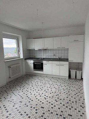 Viel Platz zum Leben: 4 Zimmer, 109 m² & überdachter Balkon