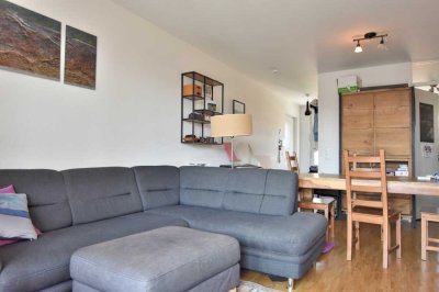 Wunderschöne 3-Zimmer-Wohnung mit Loggia und TG-Stellplatz!