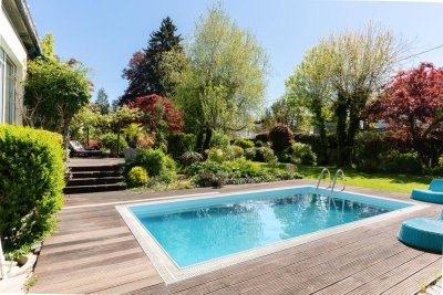 Wohlfühloase!Villa in Grünruhelage mit Garten und Pool