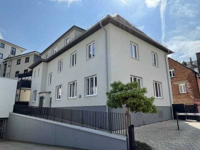 Im Herzen von Gießen: Großzügige und offen gestaltete 3 Zimmer-Wohnung mit Dachterrasse, Tiefenwe...