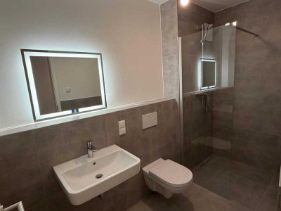 1 Zimmer Wohnung teilmöbliert mit Balkon