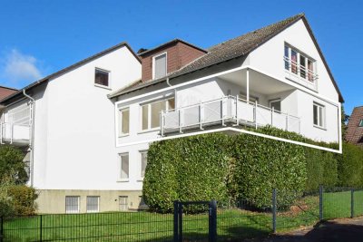 Helle 3-Zimmer-Wohnung 
mit Balkon und Garage 
in Bad Homburg / Hardtwald