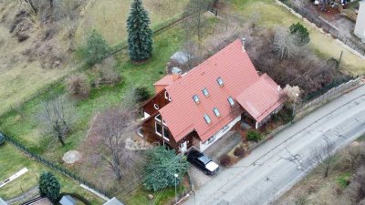Grandiose Aussicht - Zweifamilienhaus mit großzügigem Grundstück