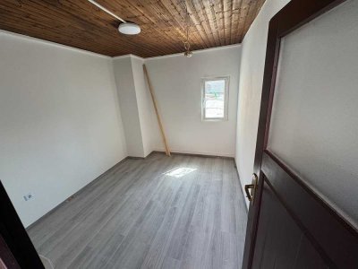 Erstbezug: Frisch renovierte WG-Zimmer im Herzen von Germersheim