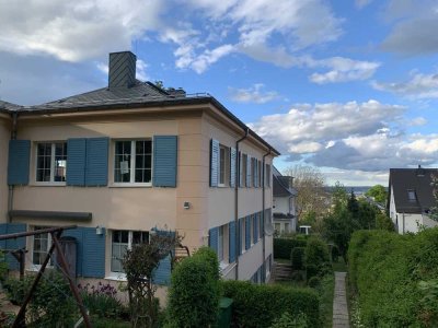 Viel Platz für den Alltag in dieser 5,5-Zimmer-Wohnung in Dresden-Plauen