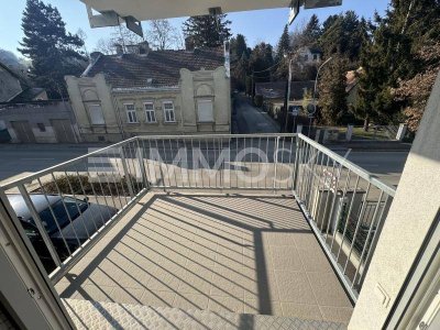 Helle Wohlfühloase mit Balkon