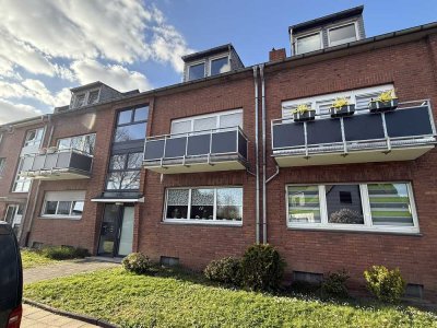Charmante 2-Zimmer-Dachgeschosswohnung mit Garage in Tönisvorst