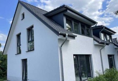 Doppelhaushälfte im Hamburger-Speckgürtel (Henstedt-Ulzburg Süd)