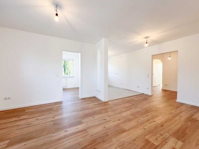 Kernsanierte 5ZKB- Wohnung in ruhiger Feldrandlage