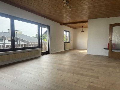 Schöne 6-Zimmer-Wohnung mit schöne Einbauküche in Babenhausen