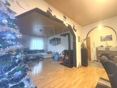 Attraktive 4-Zimmer-Wohnung mit großem Balkon und Garage