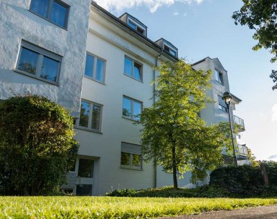 Erstbezug nach Renovierung: ruhige & helle 1-Zimmer-Erdgeschosswohnung in begehrter Lage