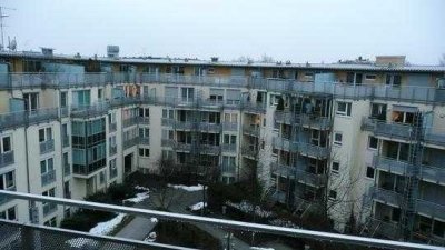 Moderne 2-Zimmer Maisonette-Wohnung mit Balkon in München Sendling-Westpark