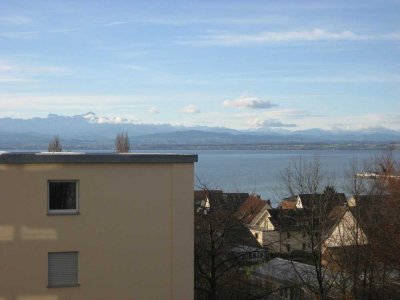 Sonnige Südwest 2,5 Zimmer-Wohnung mit Panorama/Seeblick
