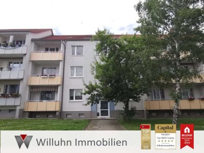 Gerade in Renovierung für Sie - Helle 4-Raum-Wohnung mit Balkon - Stellplatz möglich