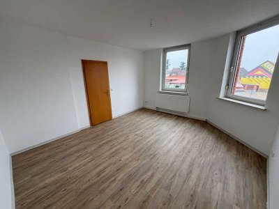Renovierte 2-Zimmer-Wohnung mit modernem Bad
