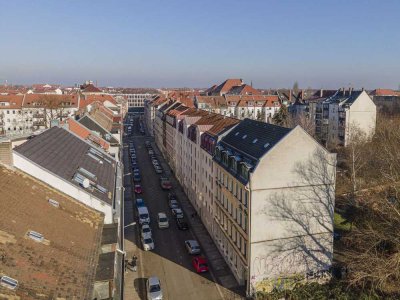 Anger-Crottendorf - Altbauflair trifft Natur – 3-Zimmerwohnung mit grünem Hofblick mit Balkon!