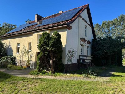 Großes Gutsherrenhaus für eine oder zwei Familien