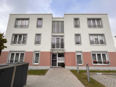 möblierte & Seniorengerechte 2-Zi.-Wohnung mit Balkon in ruhiger Wohnanlage