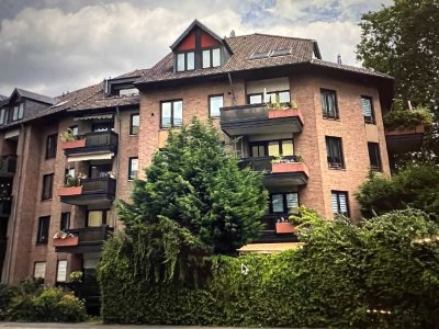 Stilvolle 3-Zimmer-Wohnung mit Aufzug, Balkon und Einbauküche in Mönchengladbach