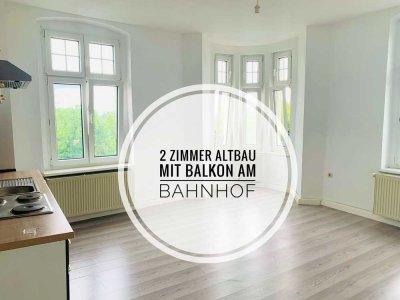 Bezugsfrei: 2 Zimmer Altbau am S-Bahnhof