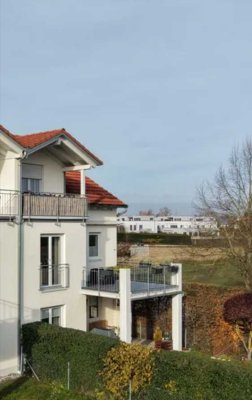 3-Zimmer Wohnung mit Balkon, TG-Stellplatz & Außenstellplatz in Ingolstadt Gerolfing