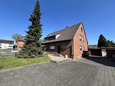 Sanierungsobjekt in Bergheim: Zweifamilienhaus mit großem Potenzial