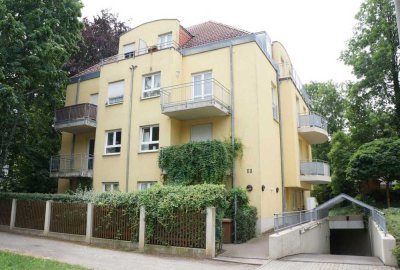 sofort verfügbar: vollständig möbliertes Apartement mit Balkon
