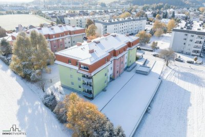 Gepflegte Eigentumswohnung mit Loggia und Tiefgaragenstellplatz!