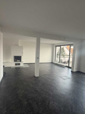 Schöne Maisonette Wohnung in zentraler Lage am Lister Platz