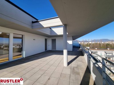 PENTHOUSE-WOHNUNG mit Tiefgaragenparkplatz und traumhafter Terrasse!