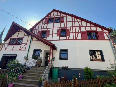 Einzigartige Immobilie im historischen Ambiente – Wohnen mit Charme! - Rhens 56321