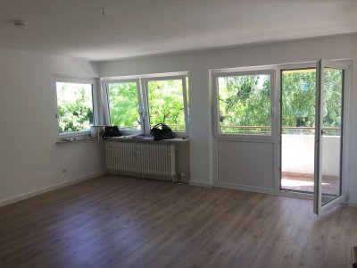 Charmante 1,5 - Zimmer Wohnung mit großem Sonnenbalkon  - Mörfelden-Walldorf