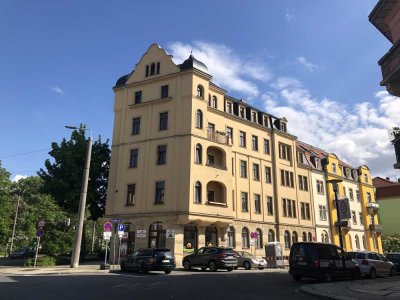 Viel Platz für die ganze Familie – helle 5-Zimmer-Wohnung mit zwei Balkonen