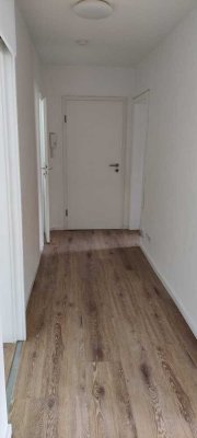 Exklusive, gepflegte 3-Raum-EG-Wohnung mit Balkon in Stuttgart