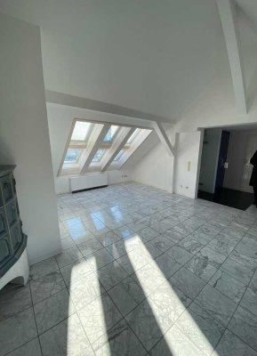 Helle 2-Zimmer Wohnung in Karlsruhe-Durlach